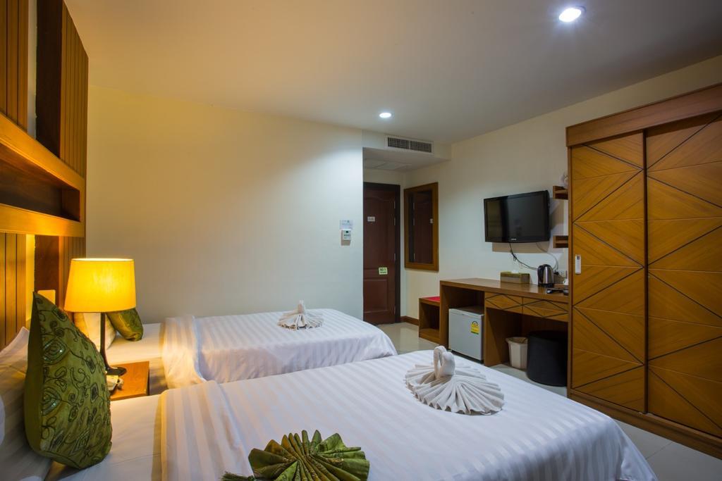 The Chambre Patong Eksteriør billede